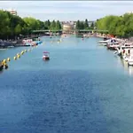 Top Studio Centre Paris Bassin de la Villette